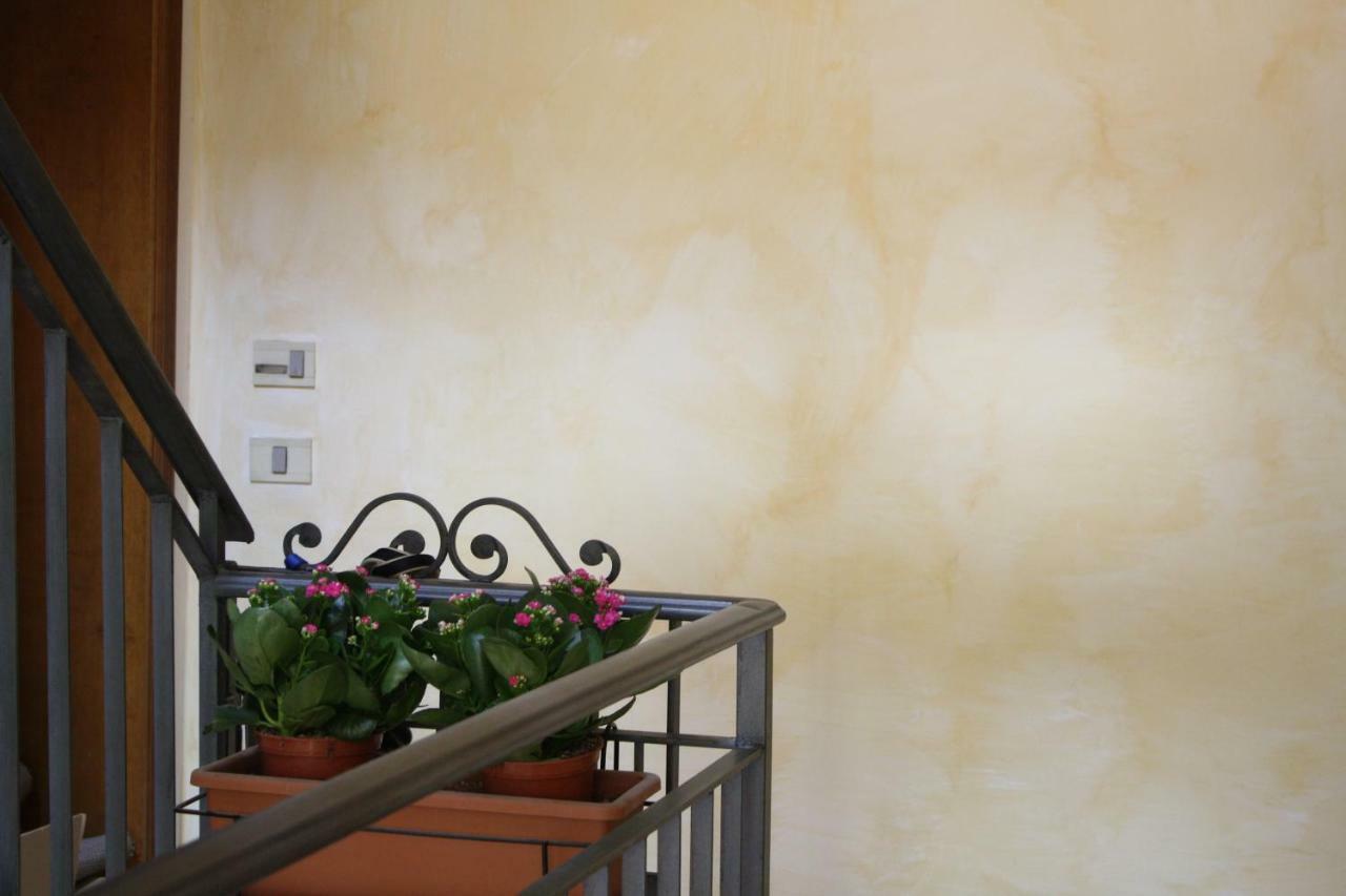 Easy Room Colle Val D'Elsa Luaran gambar