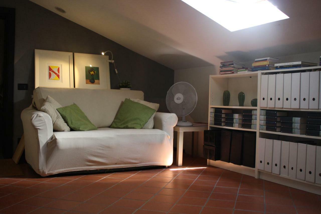 Easy Room Colle Val D'Elsa Luaran gambar